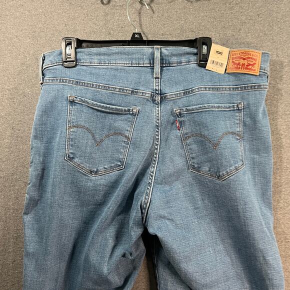 Levi's 311 Shaping Skinny Capri Women's Jeans Blue Denim Light Wash Size 18W - Picture 10 of 10